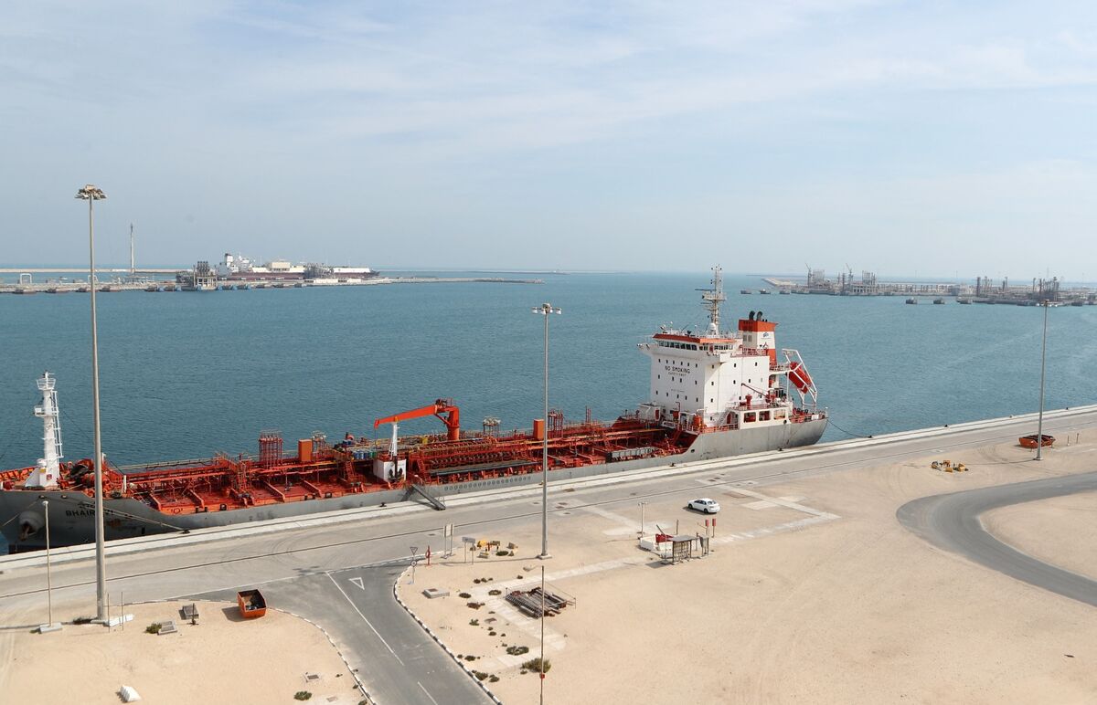 Qatar LNG Shipments Surge in Anticipation of Possible Hormuz Reopening Qatar LNG Shipments Surge in Anticipation of Possible Hormuz Reopening