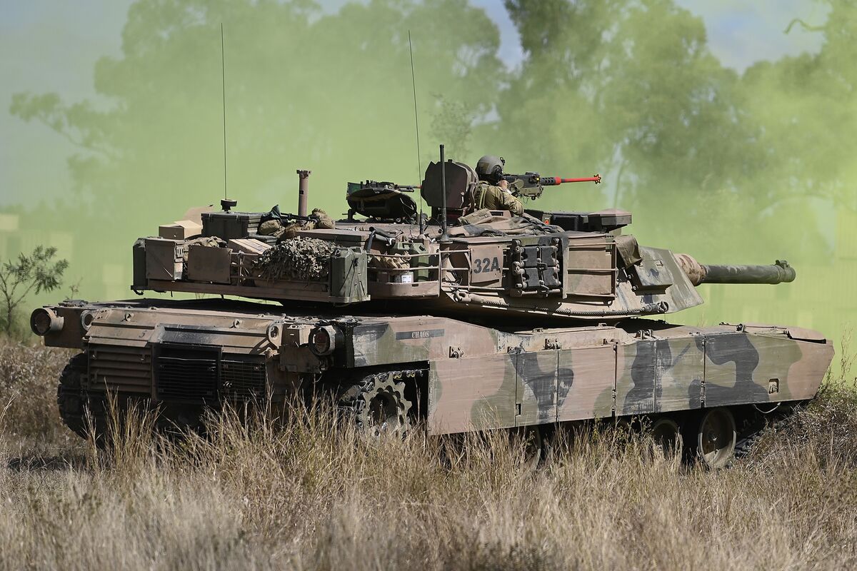 Australia Commits to A$3.5 Billion U.S. Tank Purchase, SMH Says - Bloomberg