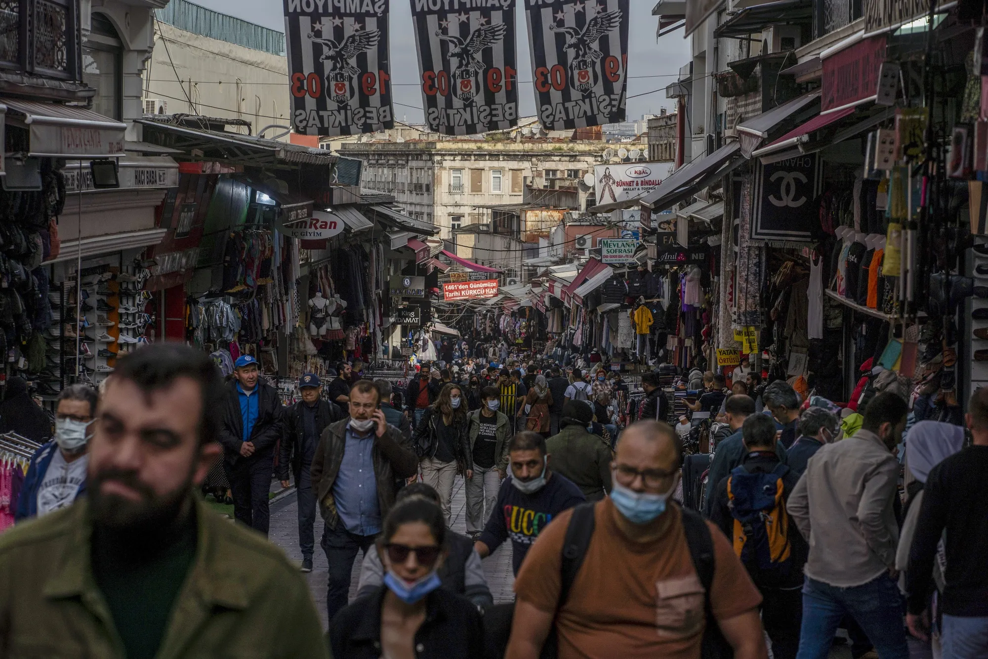 Turkish Economy as Lira Reels from Erdogan's Central Bank Cuts