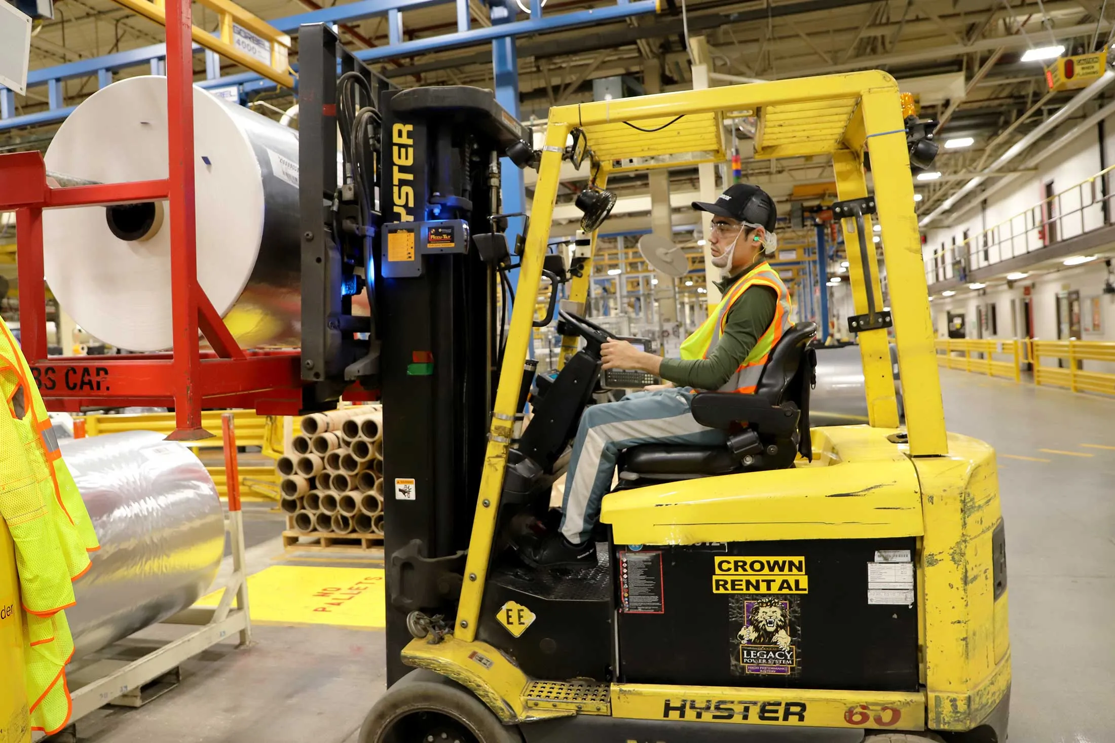 Azimullah Zarifi at work at Amcor in Wisconsin.