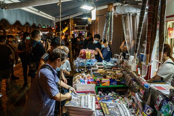 Apple Daily Is Running Low on Funds to Print Hong Kong Newspaper