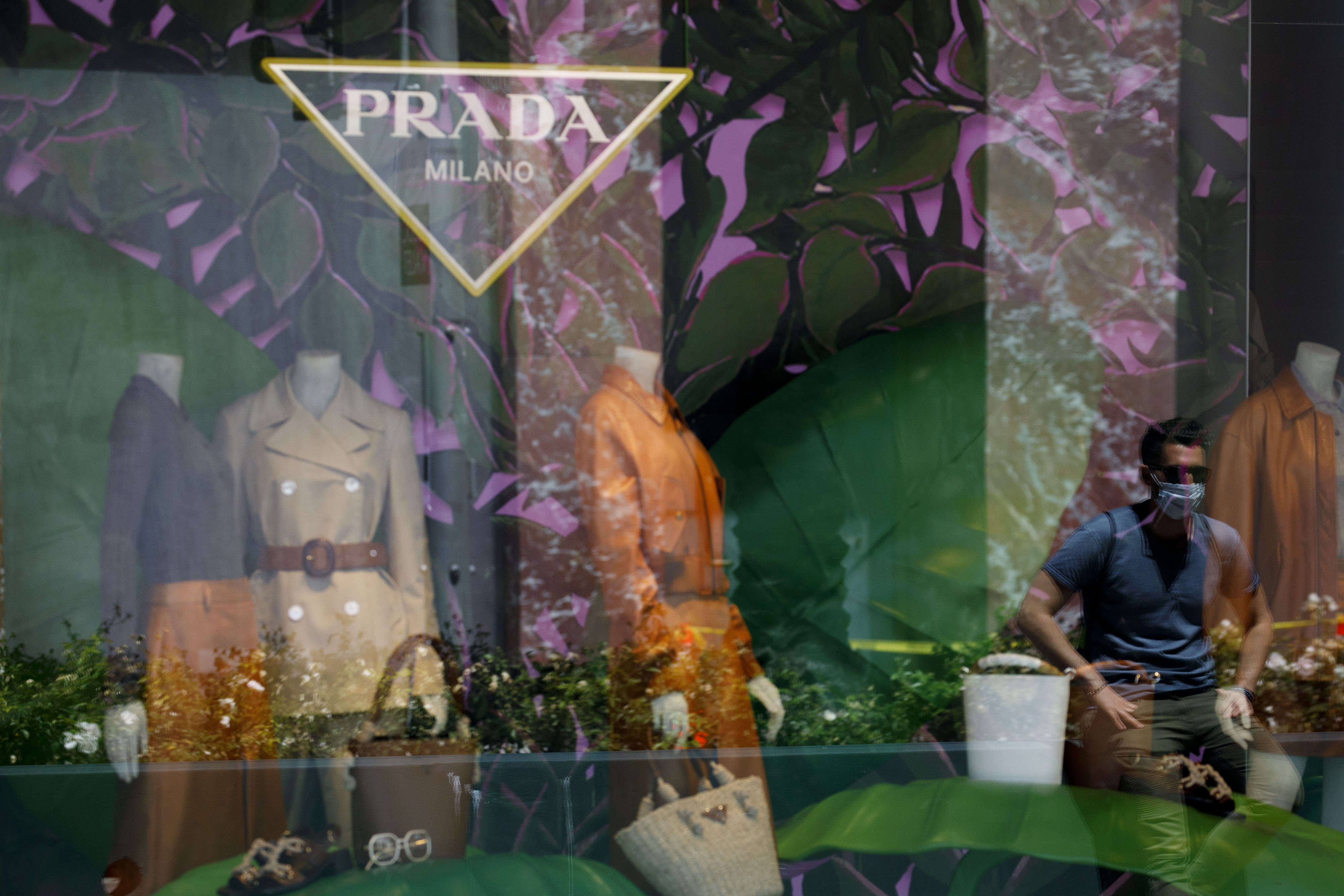 Prada Taps Ex LVMH Executive for CEO as Family Keep Roles - Bloomberg