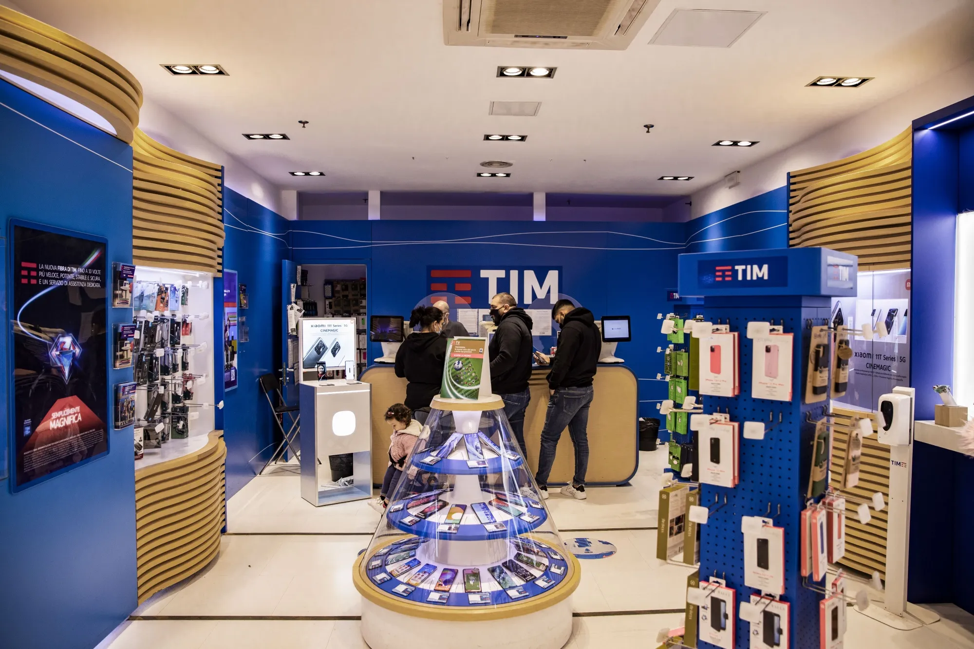 A TIM mobile phone shop, operated by Telecom Italia.