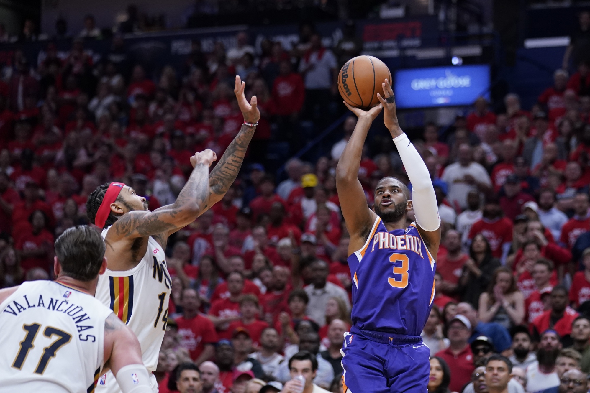 Perfect Paul, Top-seeded Suns Finish Off Pelicans in Game 6 - Bloomberg