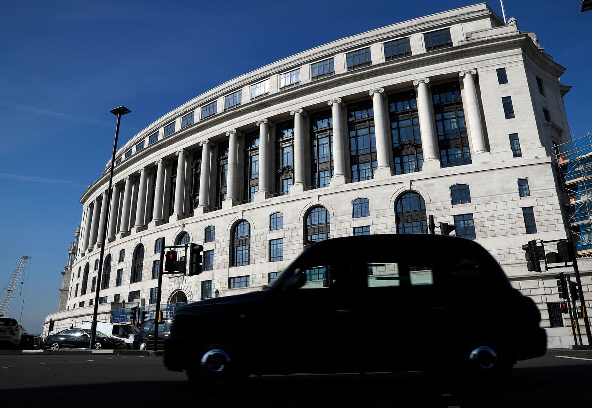 Unilever Dutch Investors Approve Single London Headquarters - Bloomberg
