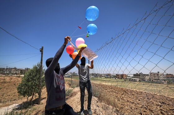 Israel Conducts Airstrikes in Gaza as New Violence Flares