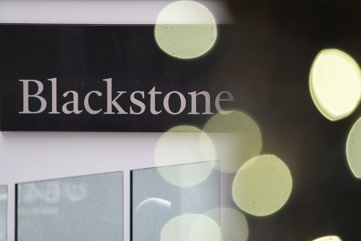 Blackstone Opens Kuwait Office After $16 Billion Pipeline Deal