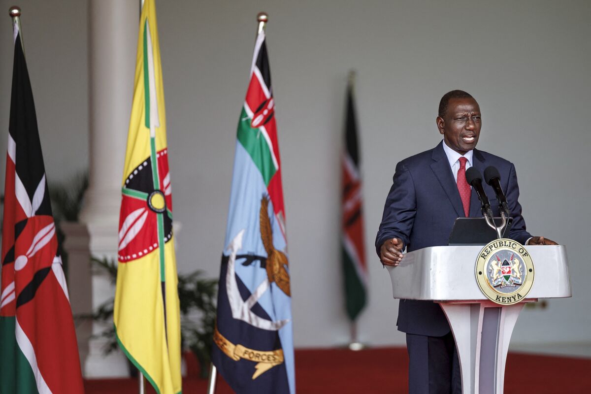 President William Ruto Dissolves Entire Kenyan Cabinet