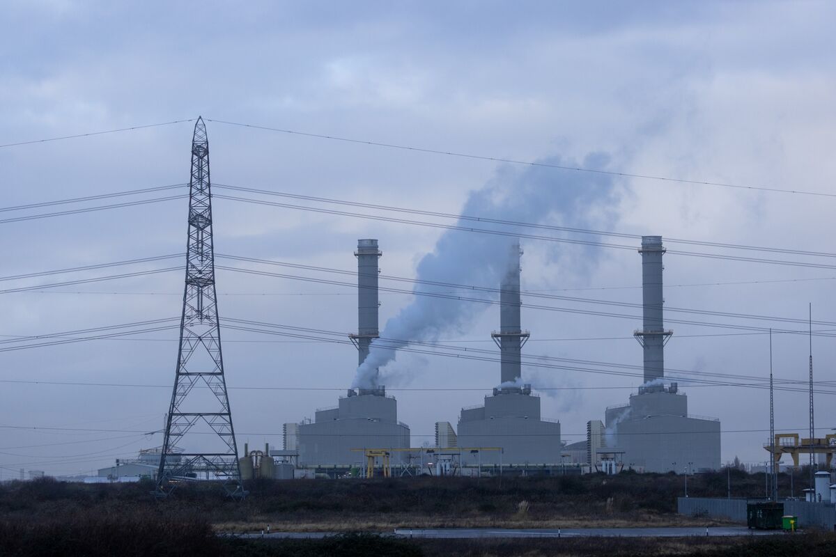UK Mulls Higher Price for Gas Needed to Backstop Renewable Power