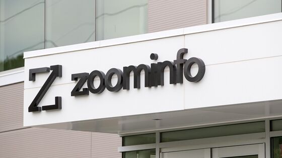 ZoomInfo Shares Close 62% Higher After $935 Million U.S. Debut