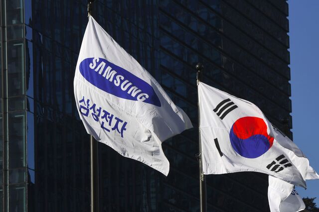 Samsung head arrested over government bribery