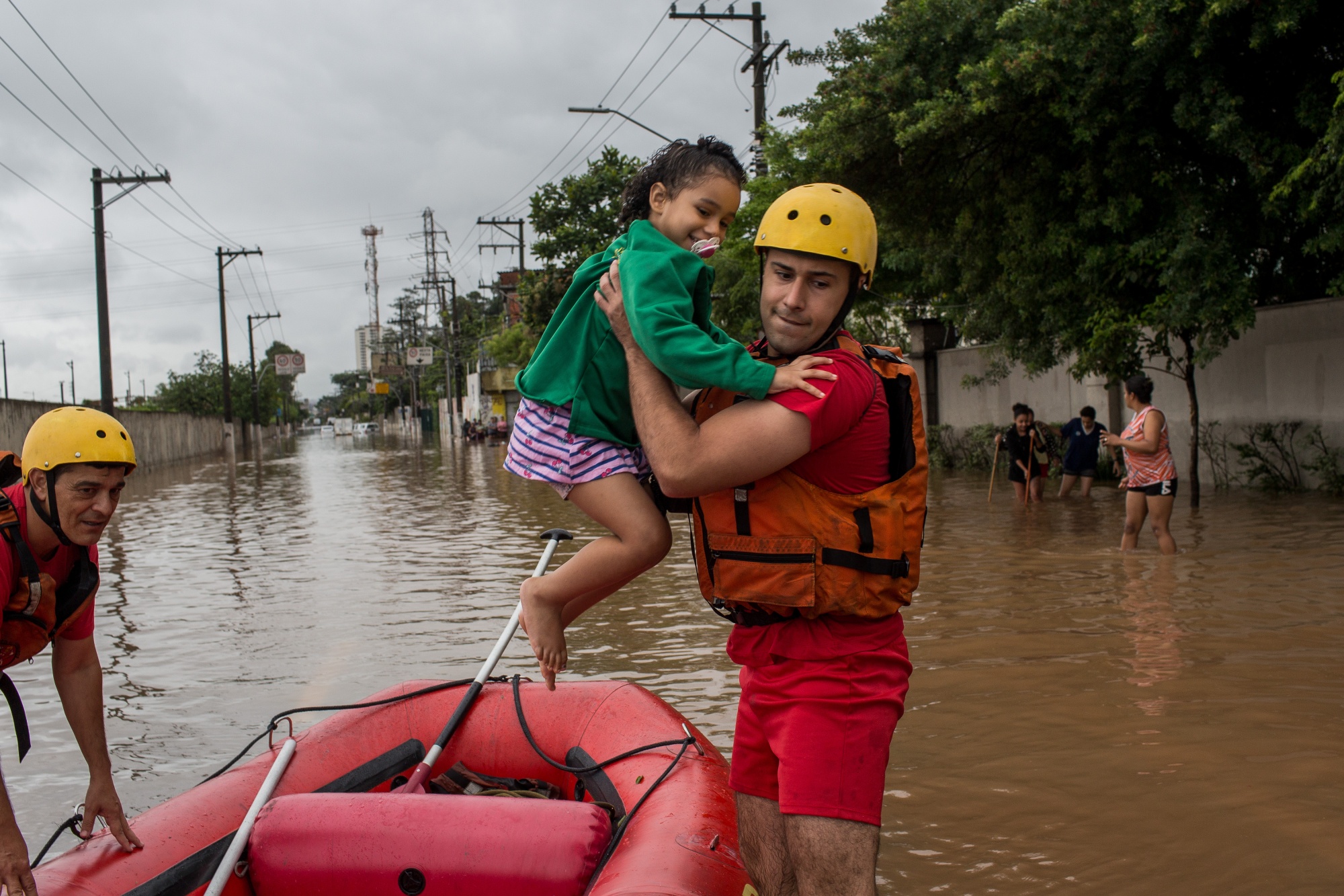 Chaos Descends on Sao Paulo as Rain Triggers Widespread Flooding
