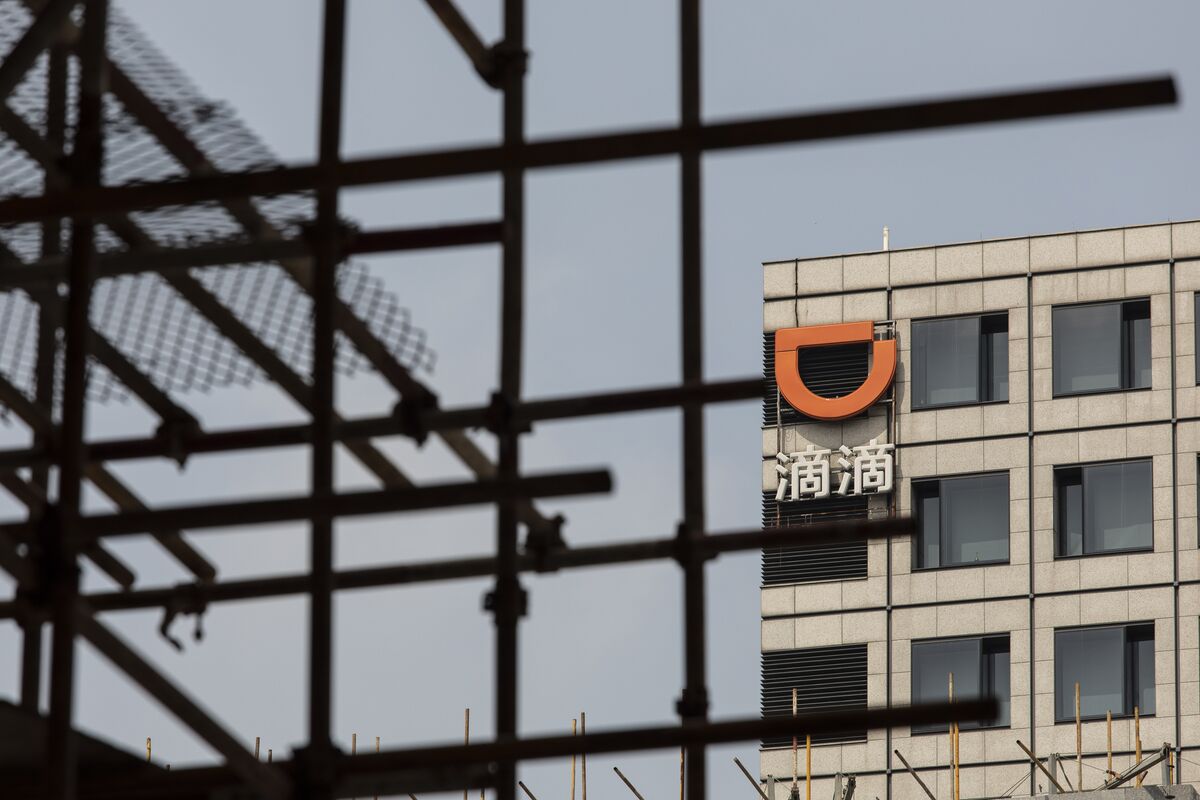 Uber to Take $3 Billion Loss on Didi After China Crackdown - Bloomberg