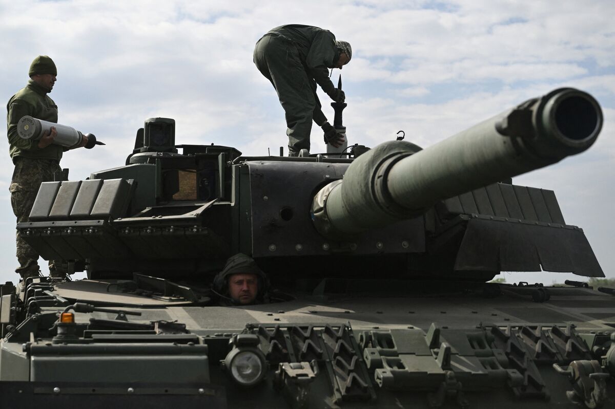 IMF Sees Up to $20 Billion Hole in Ukraine Funding Through 2027