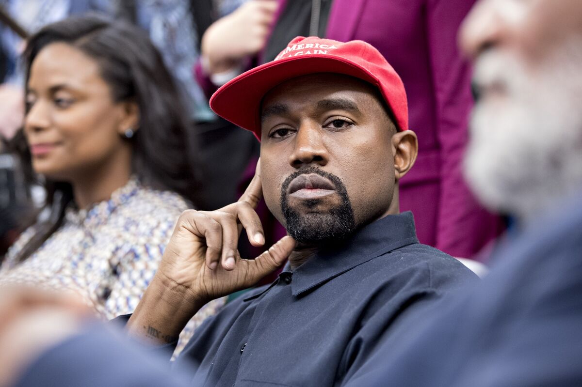 papel castigo suficiente Adidas: Kanye West Probe Launched Into Claims Rapper Ye Mistreated Staff -  Bloomberg