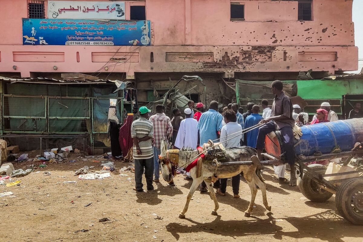 US Hits Sudanese Forces With Sanctions Amid Cease-Fire Collapse