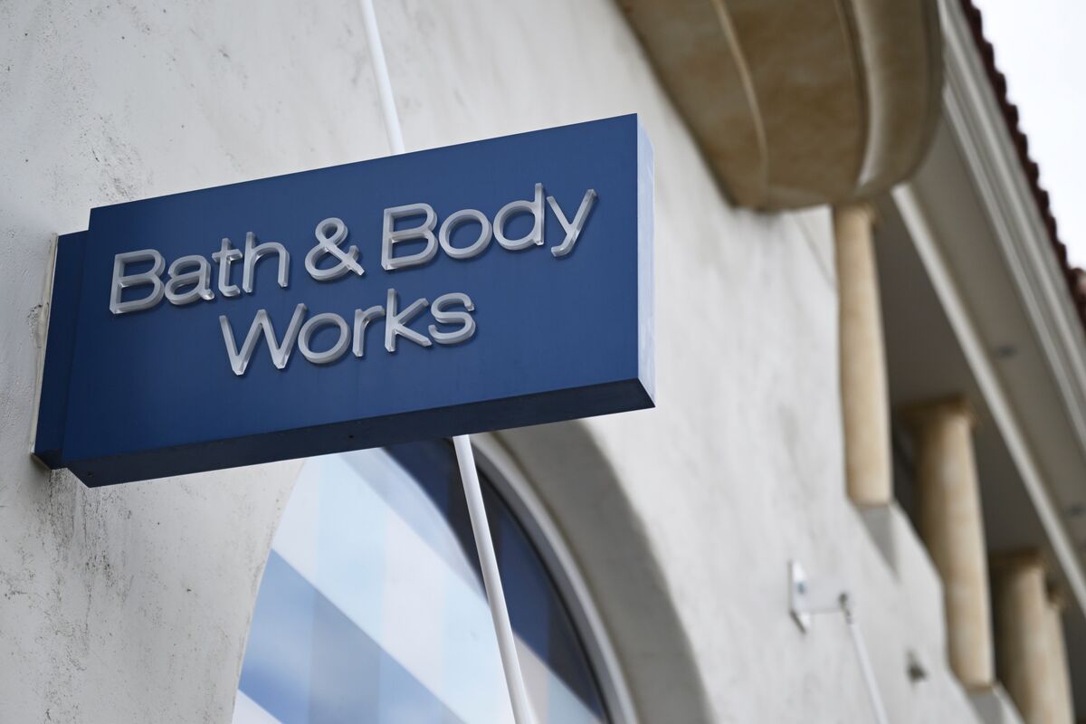 Barington Takes New Stake in Bath & Body Works, Pushing for Sale