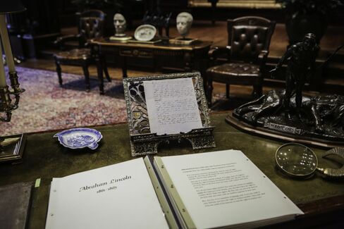 A hand-written memo from Lincoln