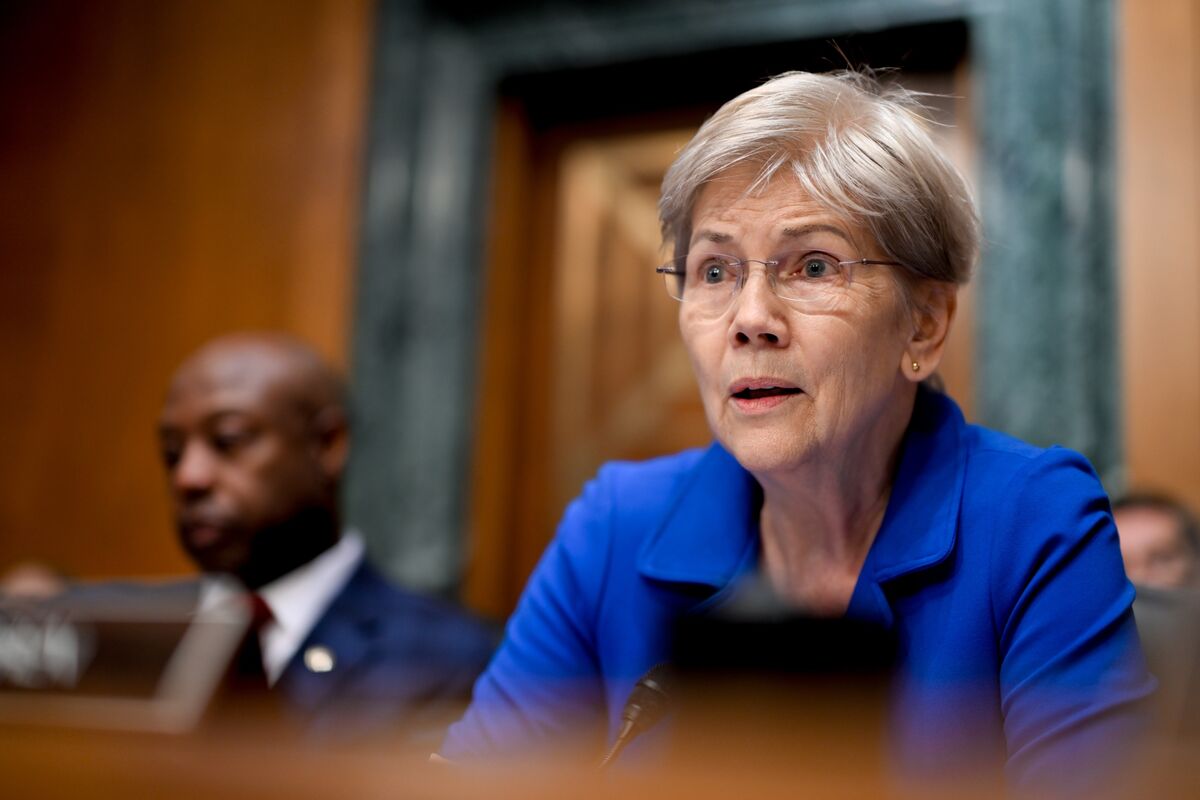 Warren Questions Bessent on Argentina ‘Bailout’ as Milei Waits