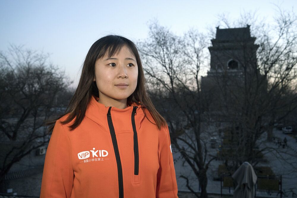 vipkid orange hoodie