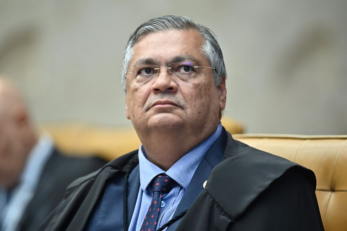 Brazil Court Crisis Deepens as Justice Reinstates Police Chief