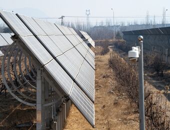 relates to China’s Smaller Solar Firms at Risk in Industry Shakeout
