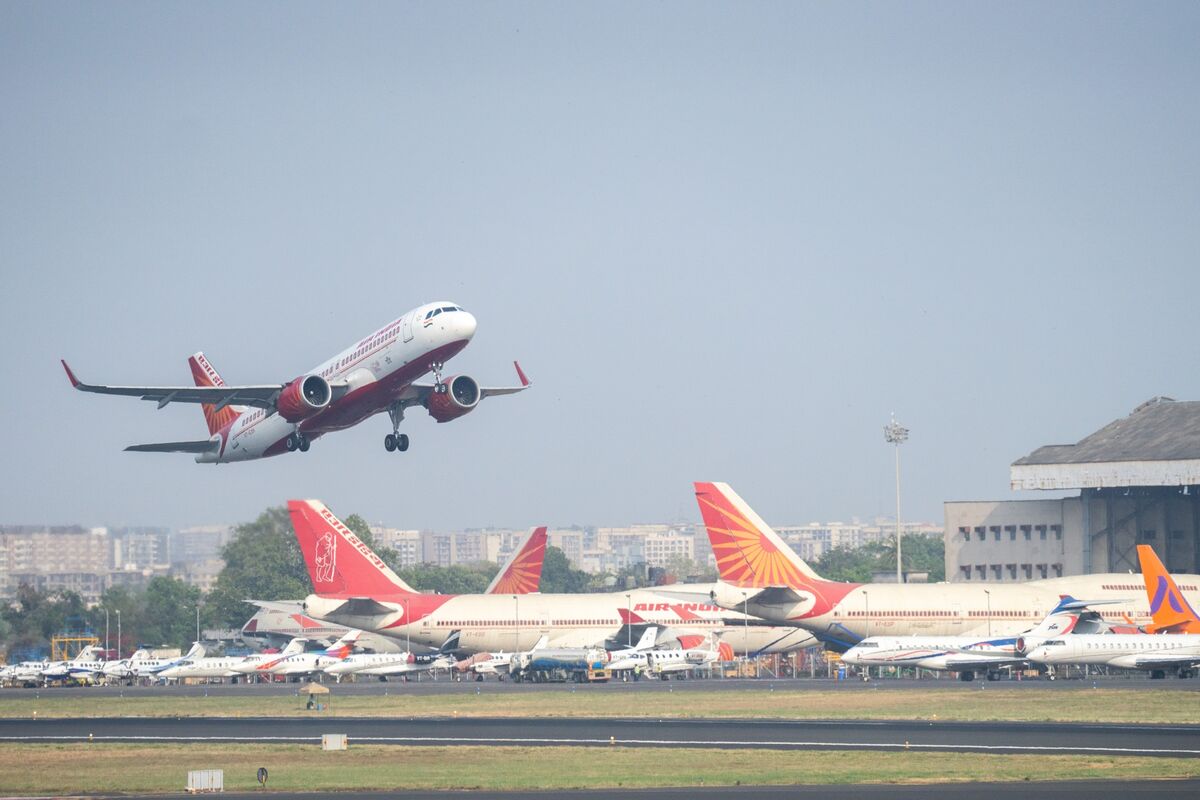 India to Test All Pilots for Drugs After Air India Plane Plunged