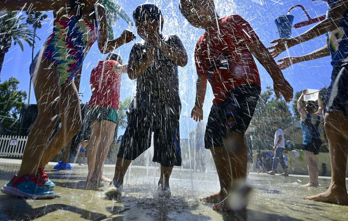 Another summer. Summer Heatwave. Flood warmest year 2016.