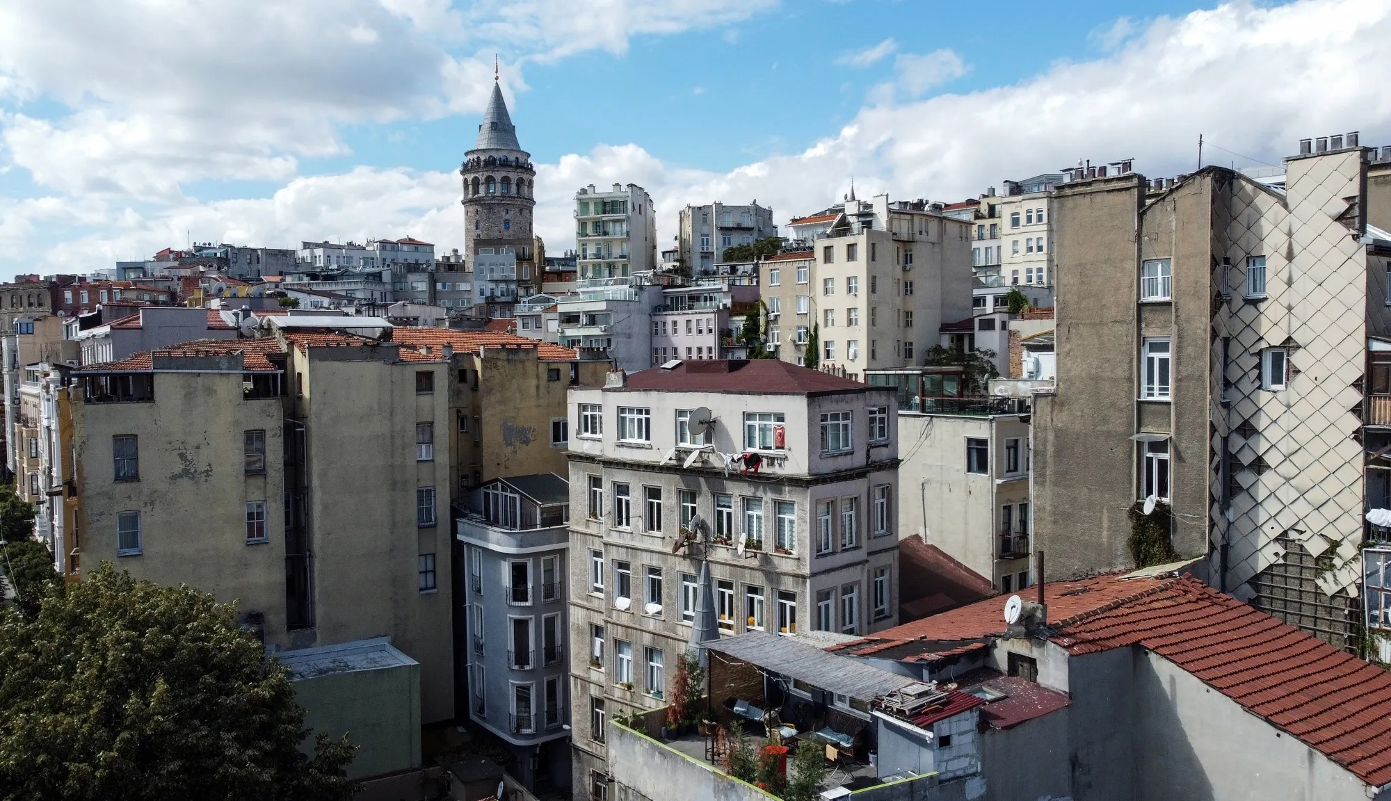 A jump in home prices, rents, and&nbsp;surging inflation&nbsp;has left many Turks disillusioned with the ruling AK Party.