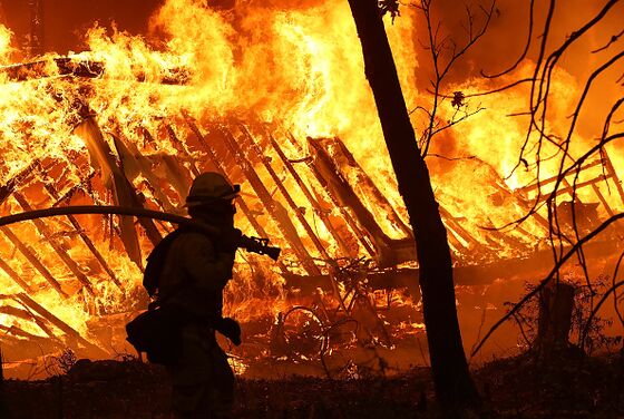 California’s Wildfires Burn Through America’s Climate Illusions