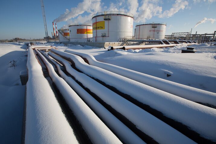 1487322229_RUSSIA_OIL