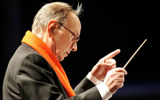 Ennio Morricone, Gifted Composer of Film Scores, Dies at 91