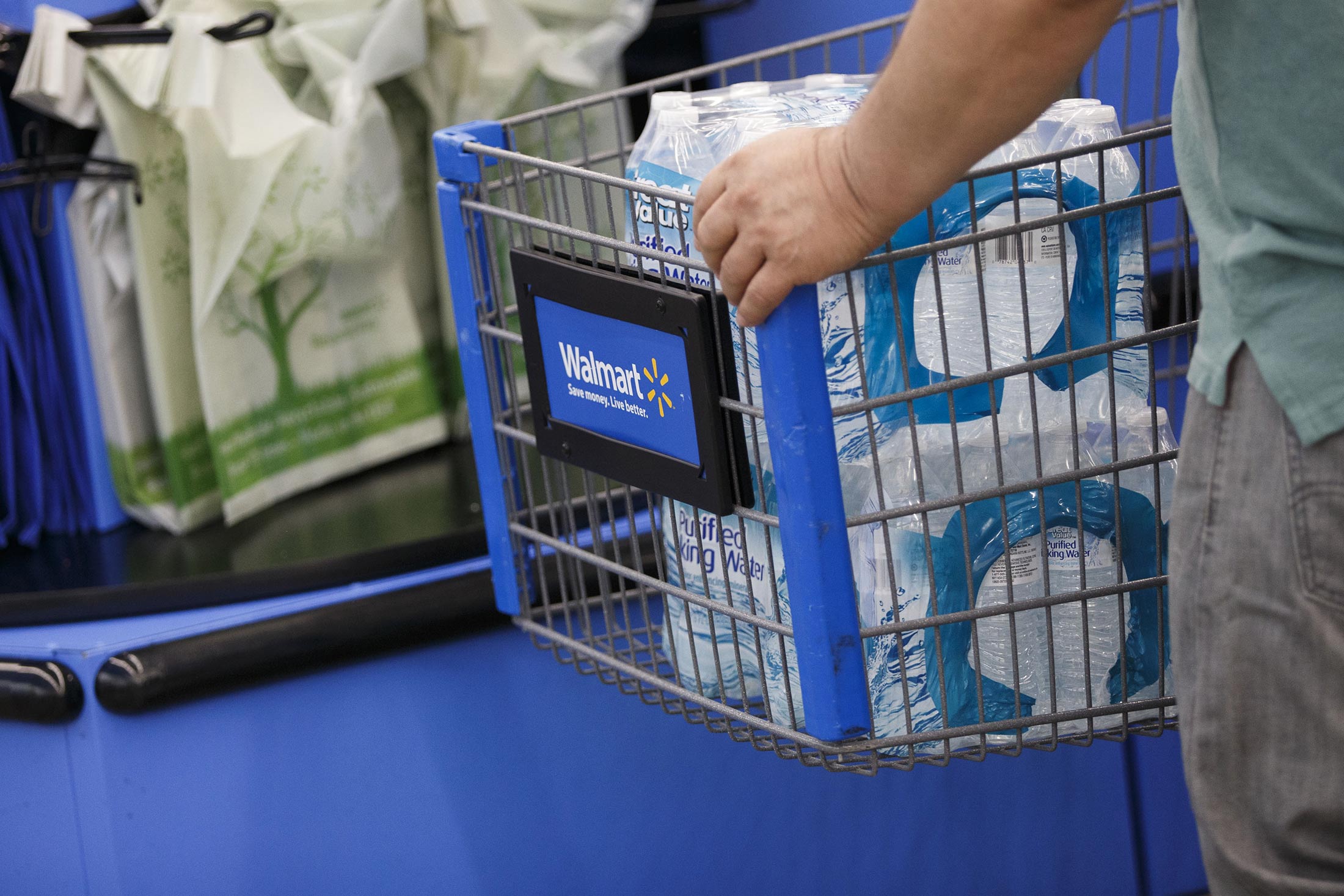 Walmart likely discriminated against female workers in stores, WSJ