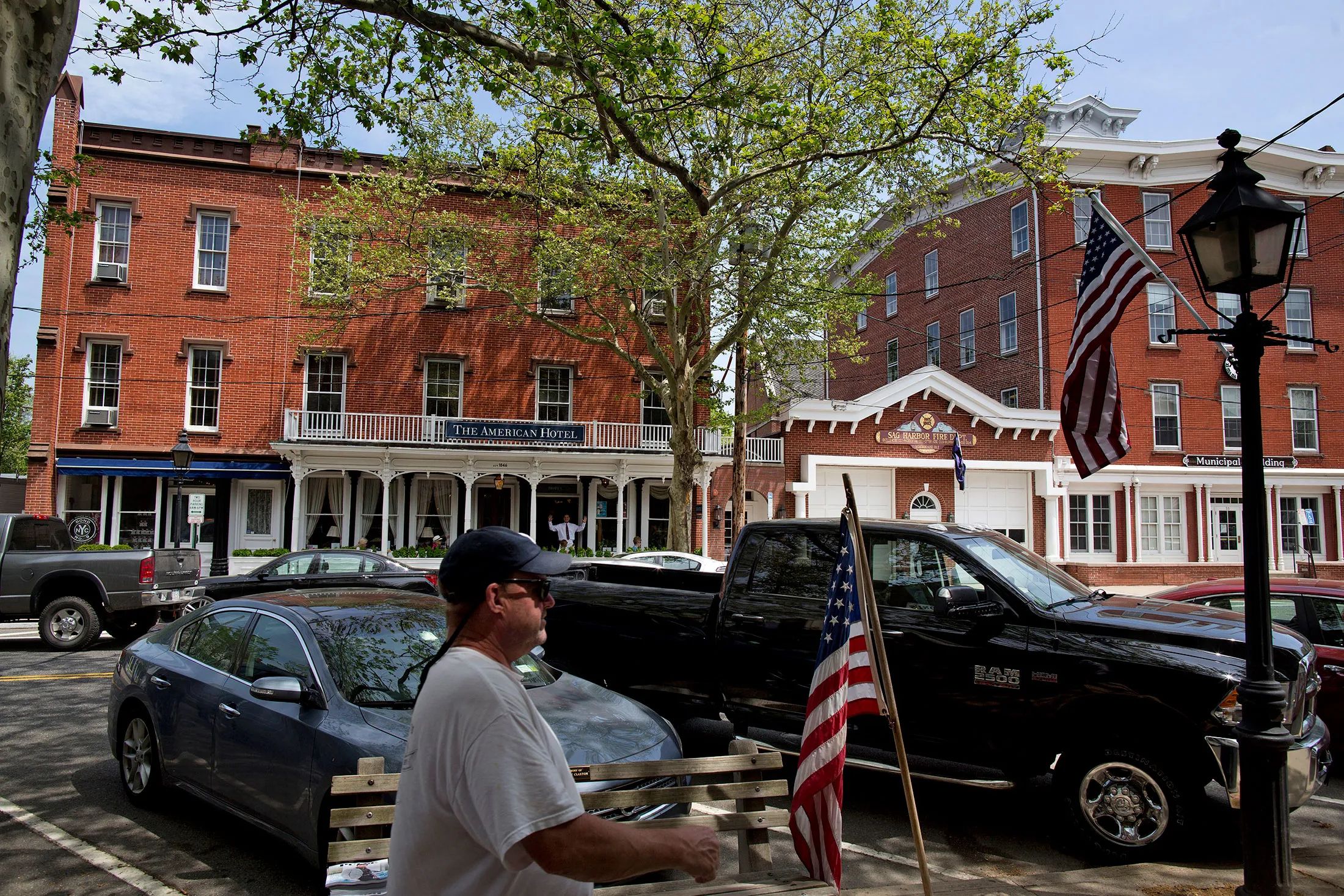 Hamptons Home Prices Fall as More Sellers List Properties - Bloomberg