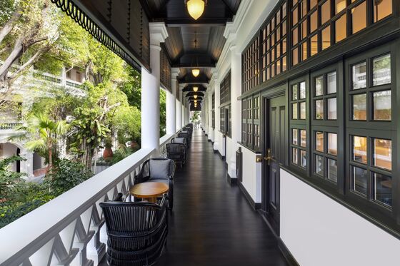 Singapore’s Historic Raffles Hotel Reopens After Two-Year Restoration