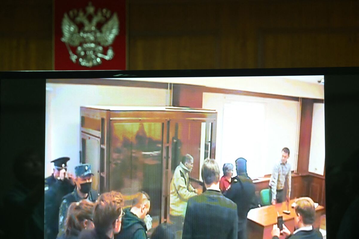 Russia Frees US Teacher During Witkoff Talks After Trump Appeal