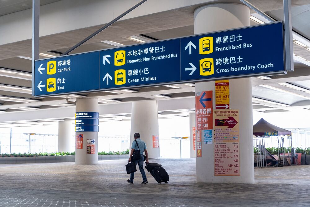 Hong Kong Begins Quarantine-Free Travel for Mainland Visitors