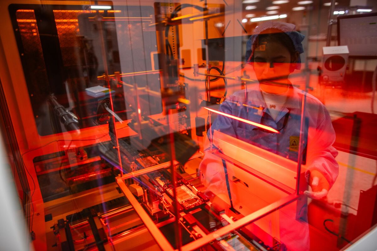 India’s Over $50 Billion Manufacturing Bet to Pay Off by 2030, Dixon Says