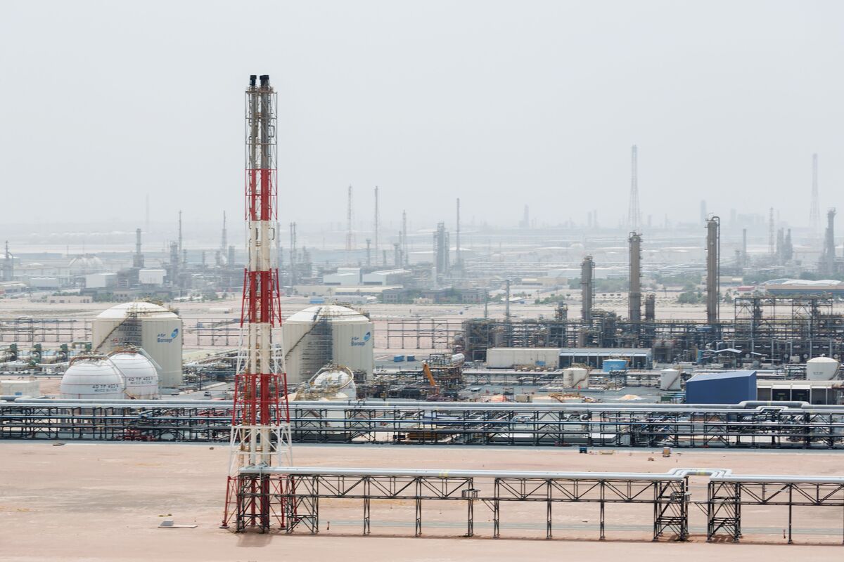 Adnoc of the UAE Acquires Tankers for .3 Billion Amid Surge in Crude Exports Adnoc of the UAE Acquires Tankers for .3 Billion Amid Surge in Crude Exports