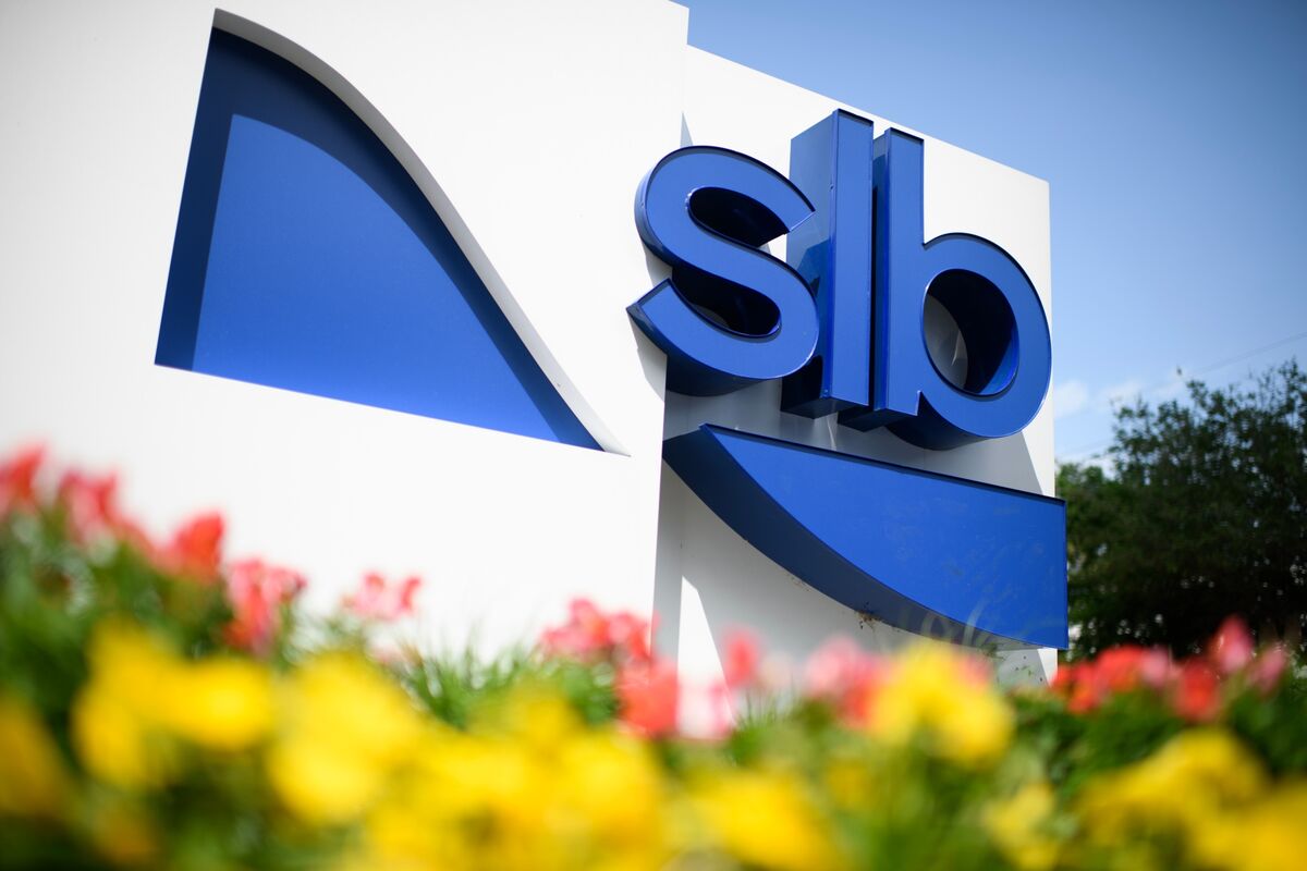 SLB Seen Acquiring S&P Global’s Subsurface Oil Software Business