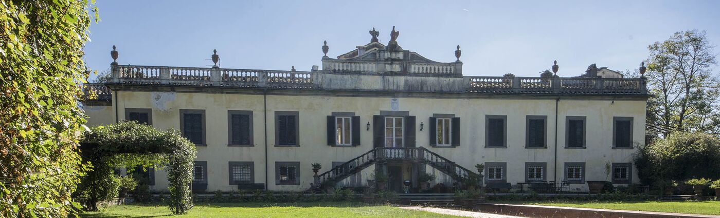 This $9.8 Million Italian Villa Was Owned by Napoleon’s Sister - Bloomberg