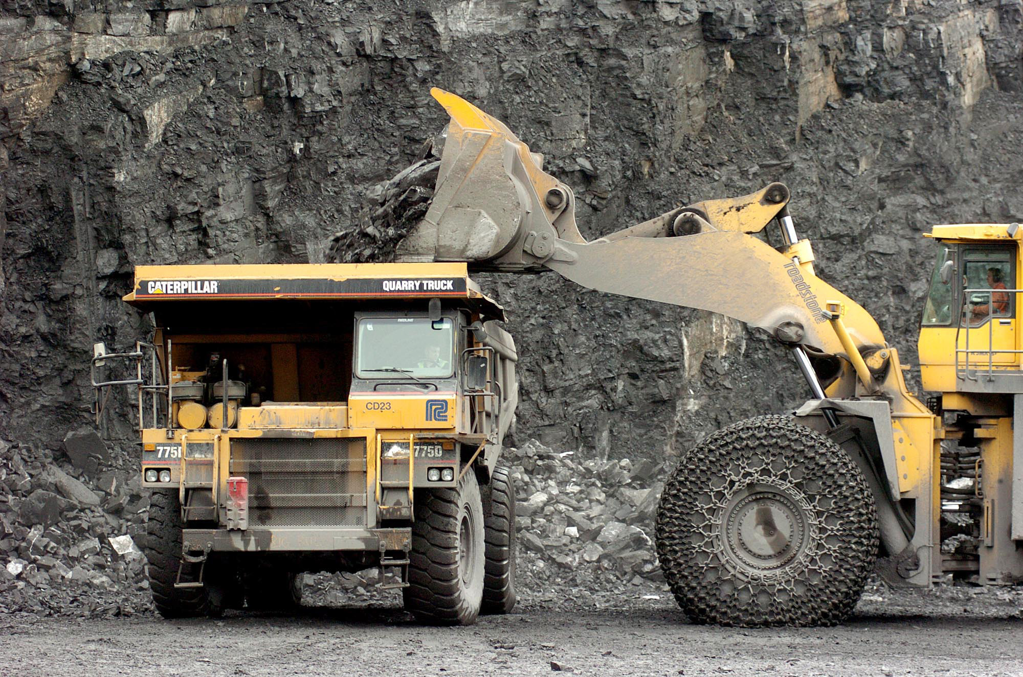 CRH Says Investors Strongly Back US Listing Move Ahead of Vote Bloomberg