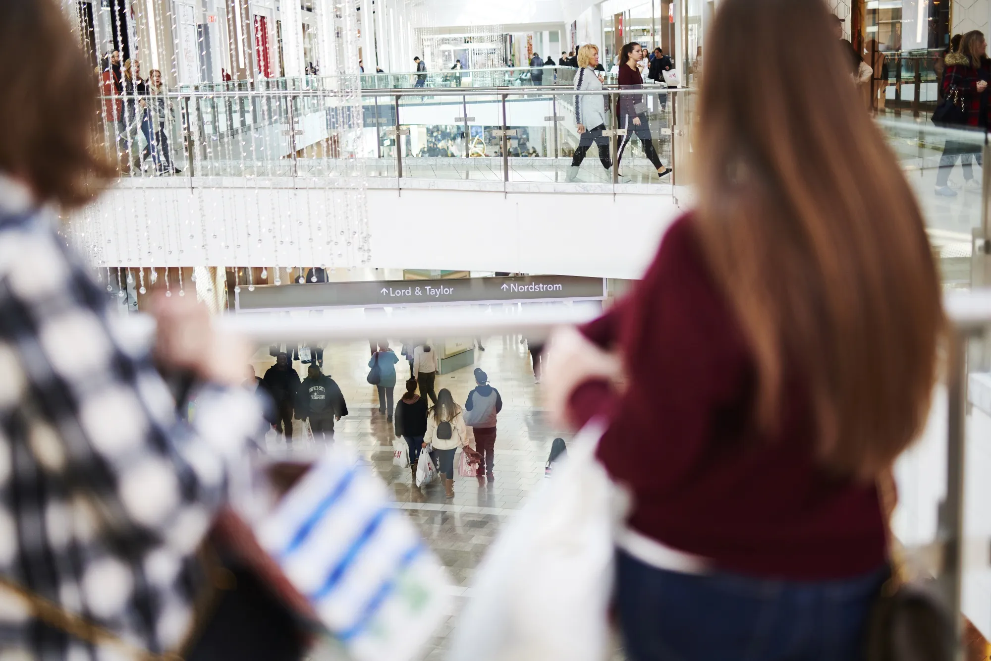 Shoppers In New Jersey Hit The Malls On Black Friday 