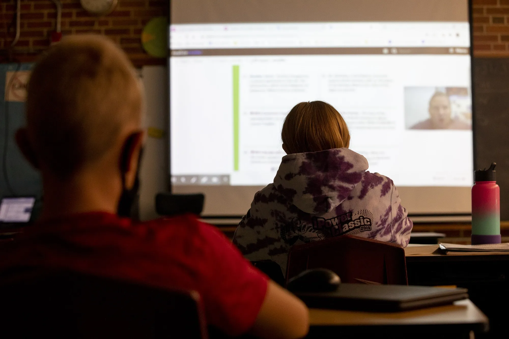 Elementary Students Attend Class For In-Person Learning