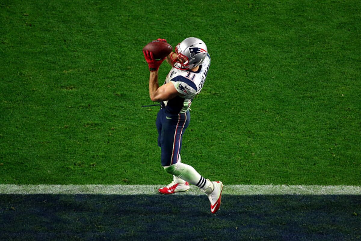 Julian Edelman focuses on win, not concussion issue