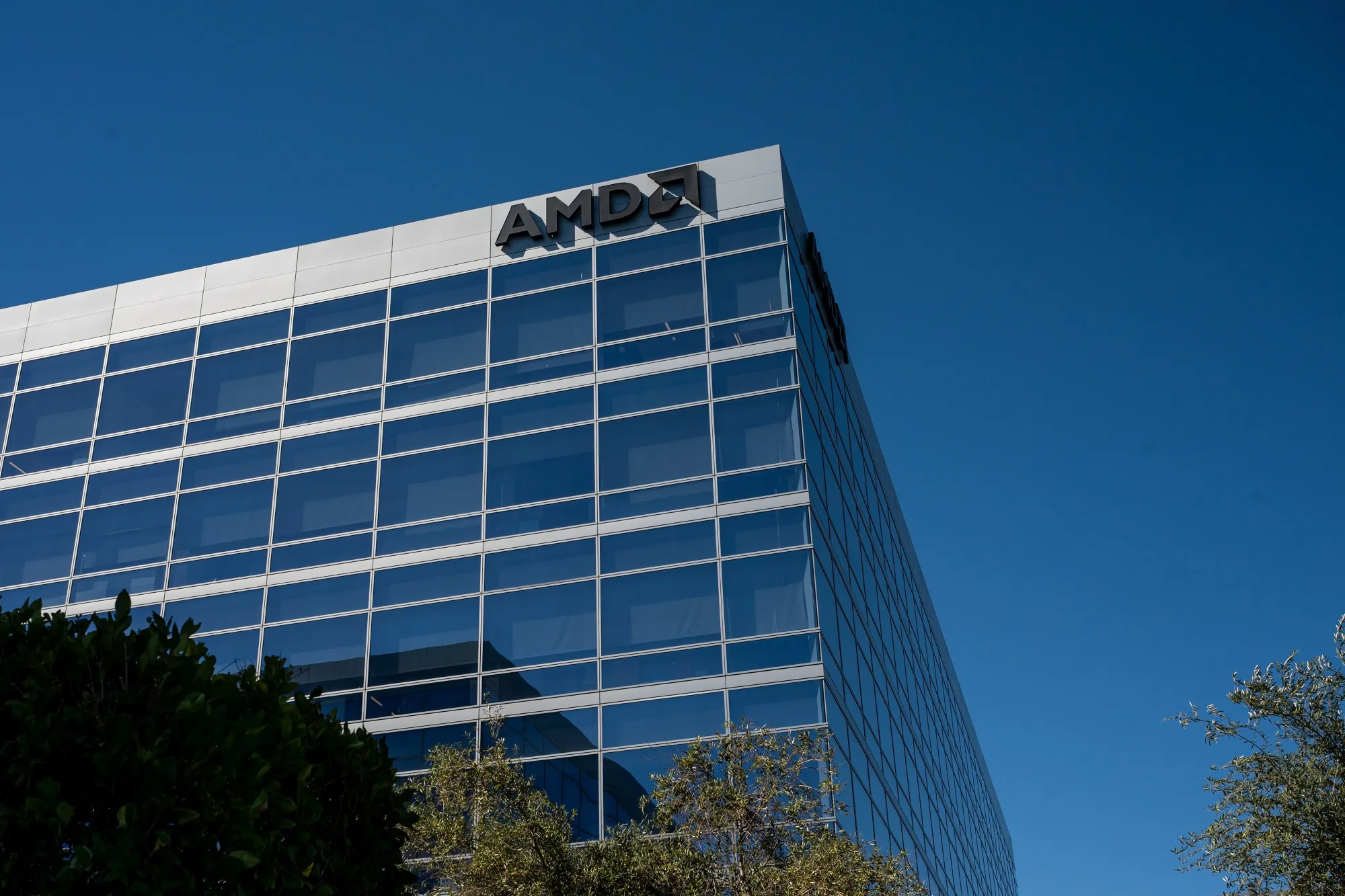 Advanced Micro Devices Inc. inked a deal with OpenAI to roll out AI infrastructure in a pact the chipmaker said could generate tens of billions of dollars in new revenue. Some are worried about the circularity of these deals, with Oracle and Nvidia also in the mix.