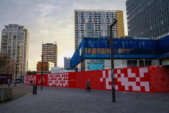 BlackRock's London High Rise Joins Race to Replace Ghostly Malls