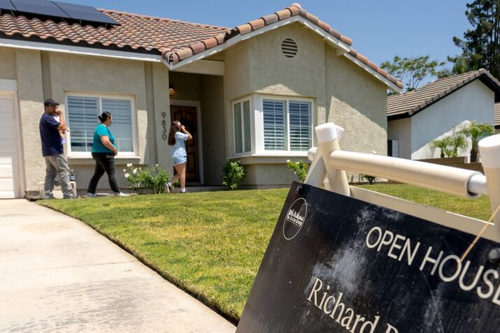 US Home Sales As Mortgage Rates Jump For Second Week