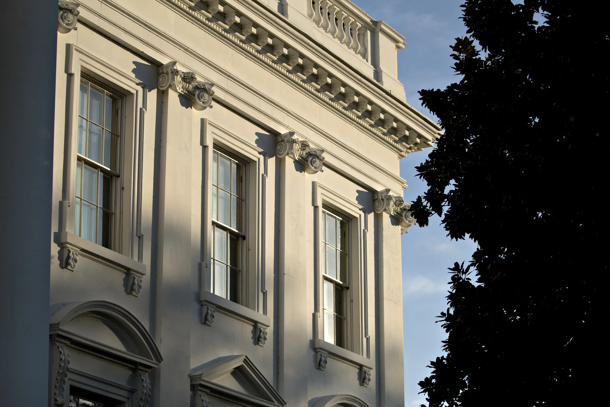 The White House stands in Washington, D.C., U.S., on Friday, Nov. 3, 2017.&nbsp;