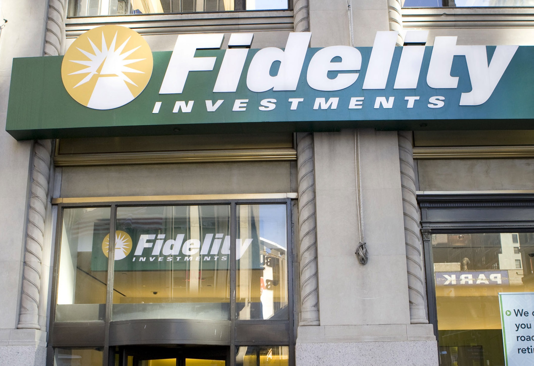 Fidelity Customers Blocked from Accounts by 'Tech Issue' on Website - WSJ